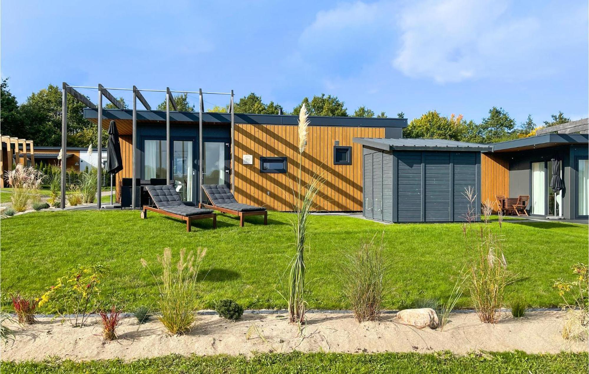 Gorgeous Home In Suesel With Wifi Susel Bagian luar foto