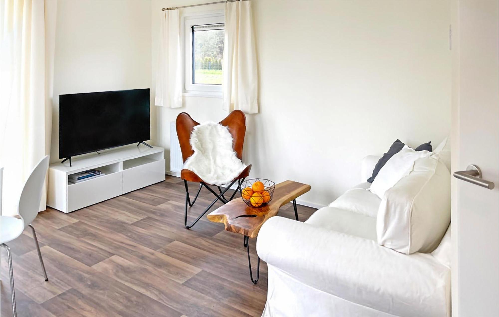 Gorgeous Home In Suesel With Wifi Susel Bagian luar foto