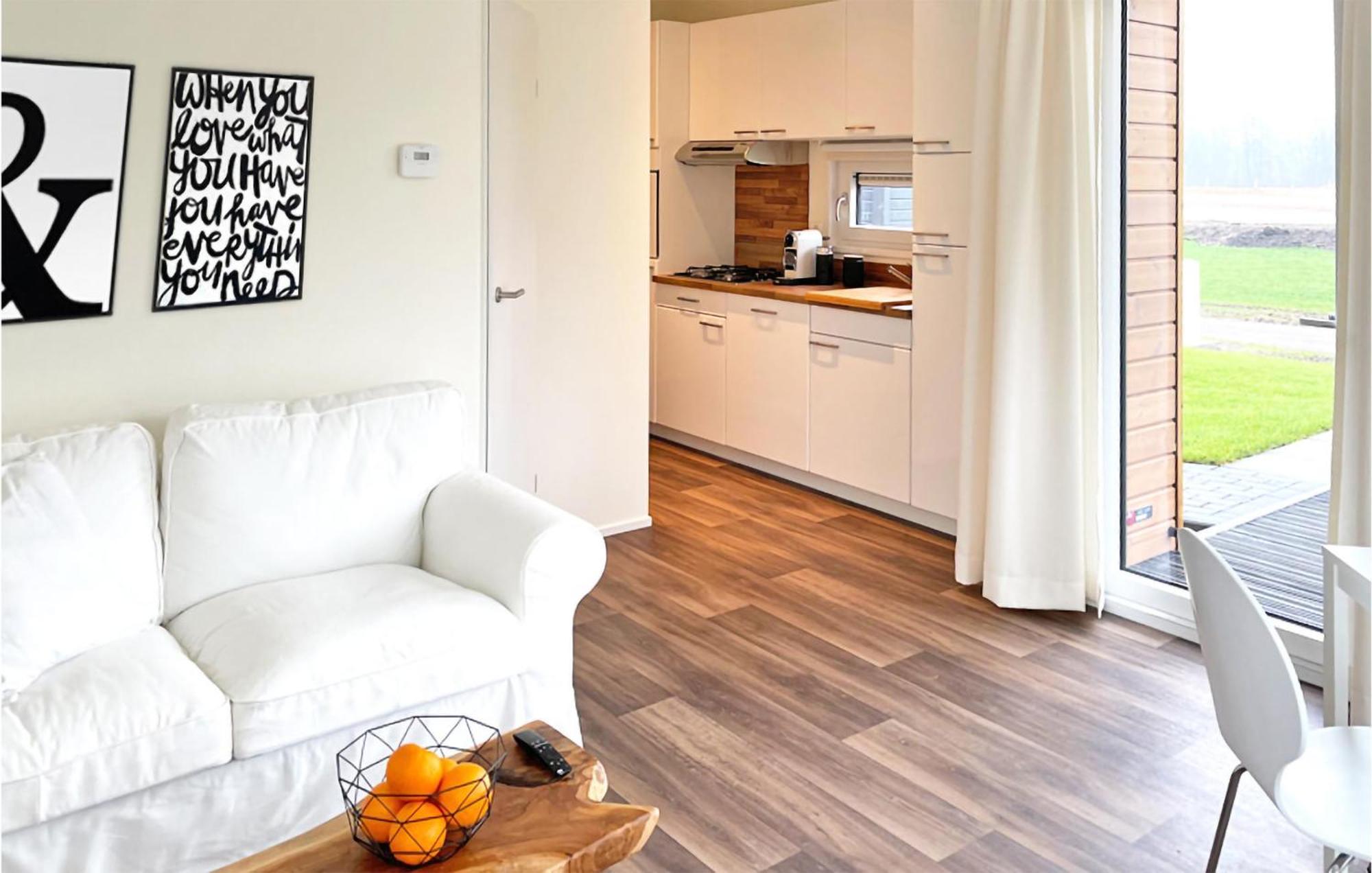 Gorgeous Home In Suesel With Wifi Susel Bagian luar foto